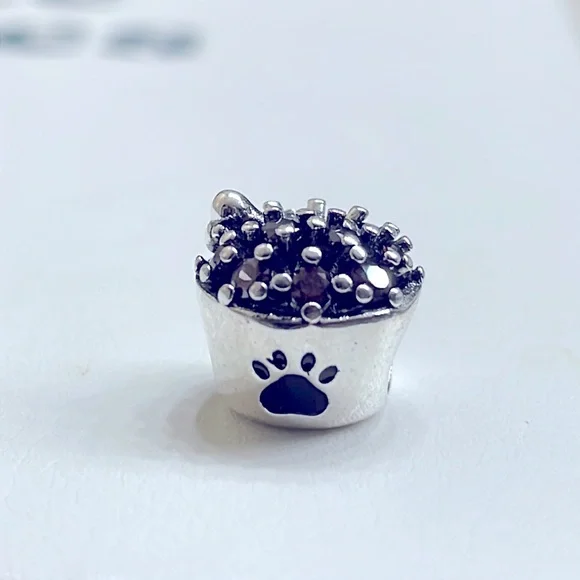 Dog food Bowl with sterling silver pink sparkly stones pink S925 - Picture 2 of 2